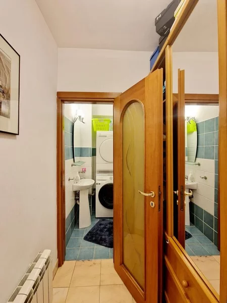 Nerva Traian, Timpuri Noi, metrou 3 min, 3 camere, centrala termica.